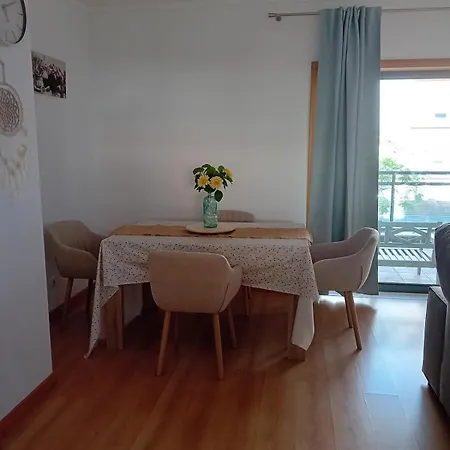 Spacious With Pool, Marina *