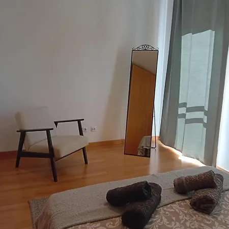 Spacious With Pool, Marina Apartmán *
