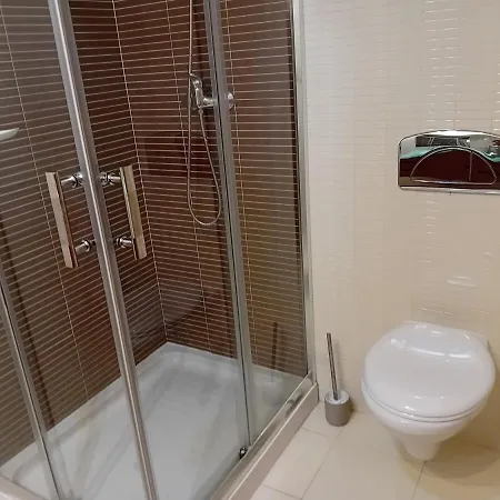 Spacious With Pool, Marina Apartmán *